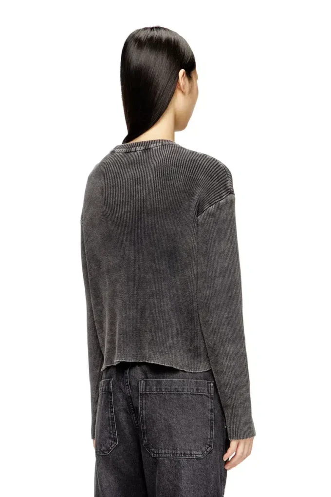 m-anchorex Cut-out ribbed jumper with Oval D plaque