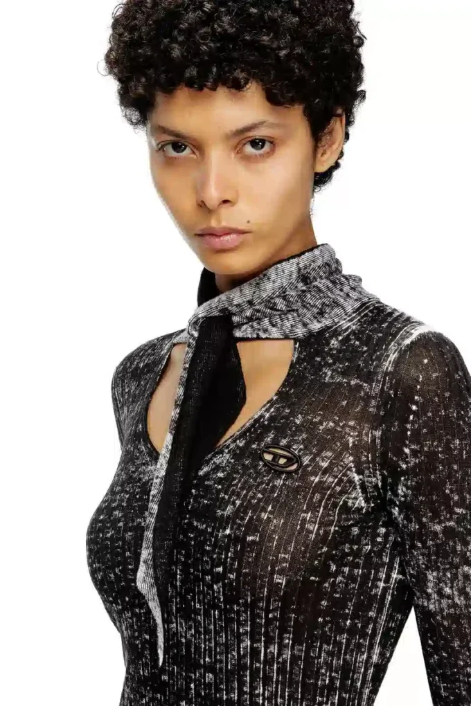 m-elan Keyhole neck-tie jumper in linen
