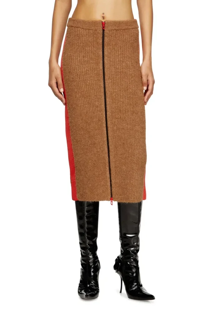 m-lousi Midi skirt in alpaca with front zipper