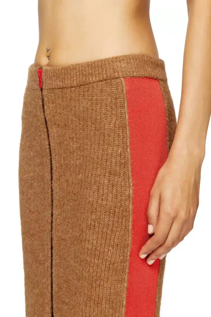 m-lousi Midi skirt in alpaca with front zipper