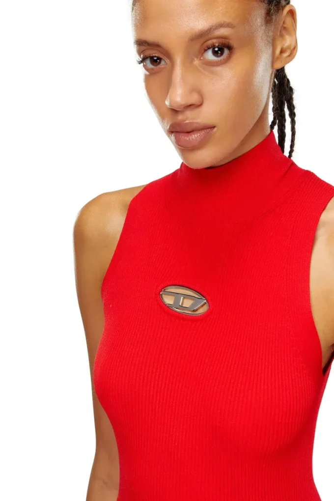 m-onervax Short turtleneck dress in ribbed knit