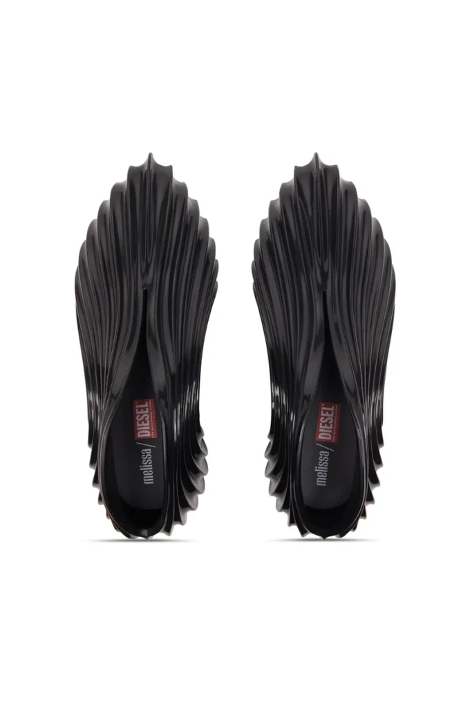 melissa quantum sneakers x Slip-on sneaker in Melflex®