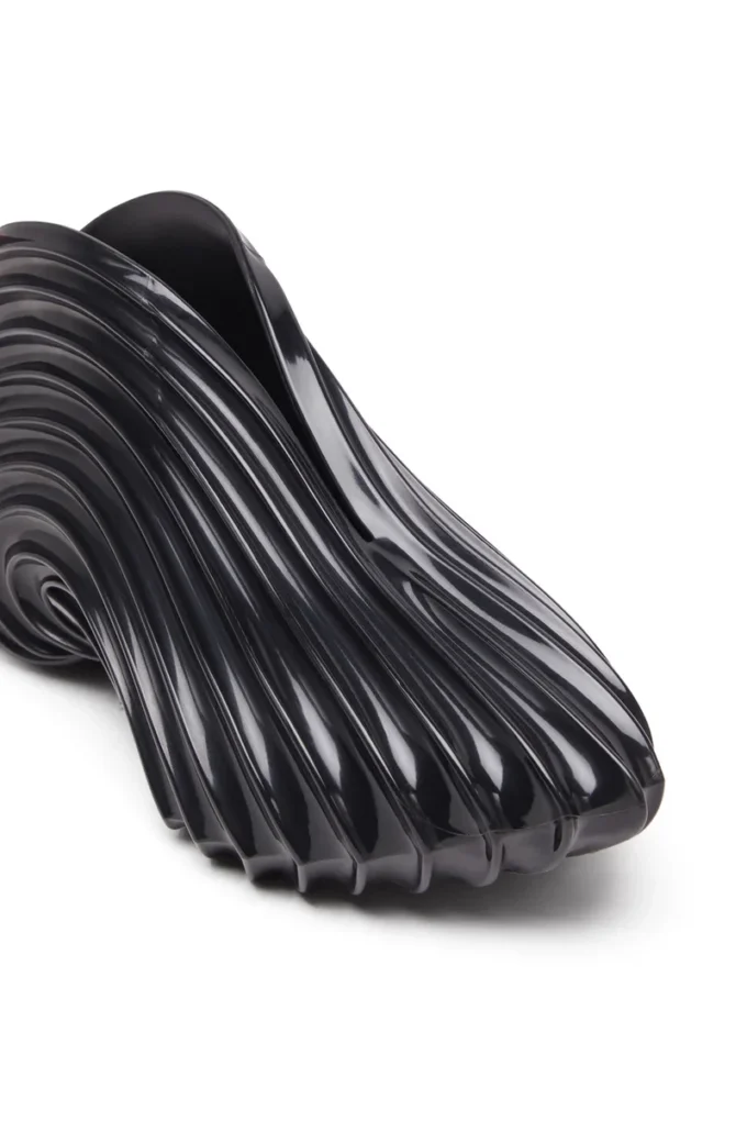 melissa quantum sneakers x Slip-on sneaker in Melflex®