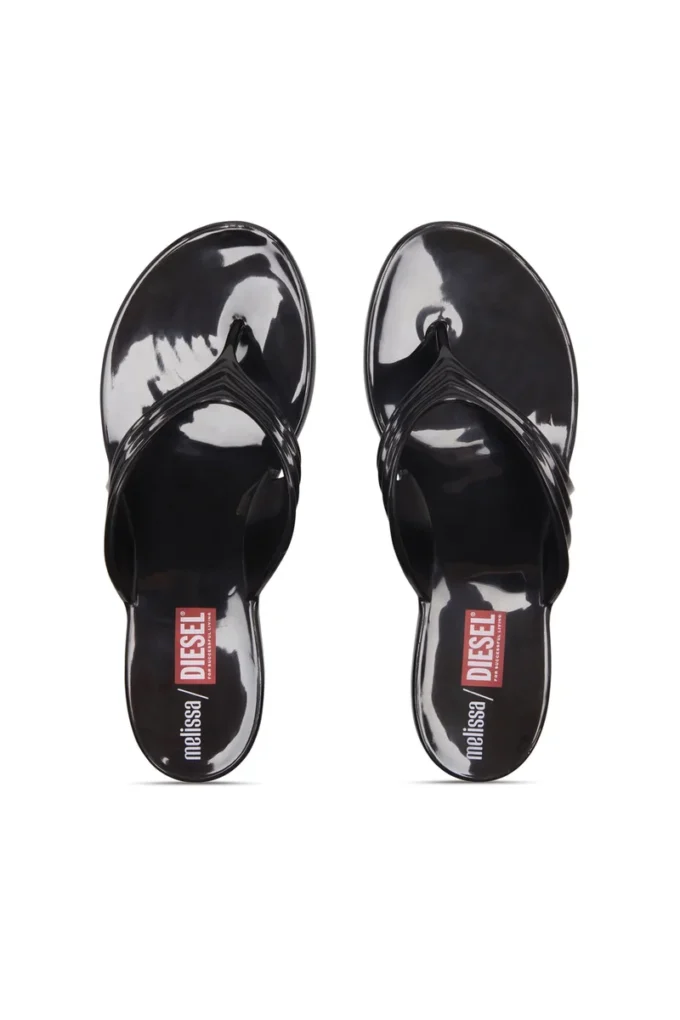 melissa quantum thong Sculptural flip-flops in Melflex®