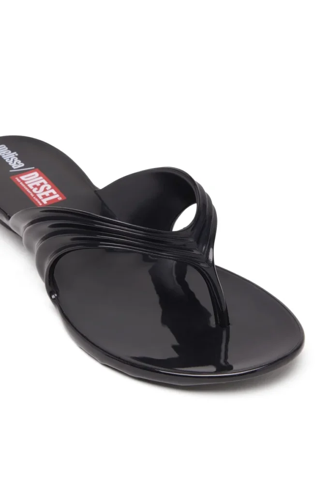 melissa quantum thong Sculptural flip-flops in Melflex®