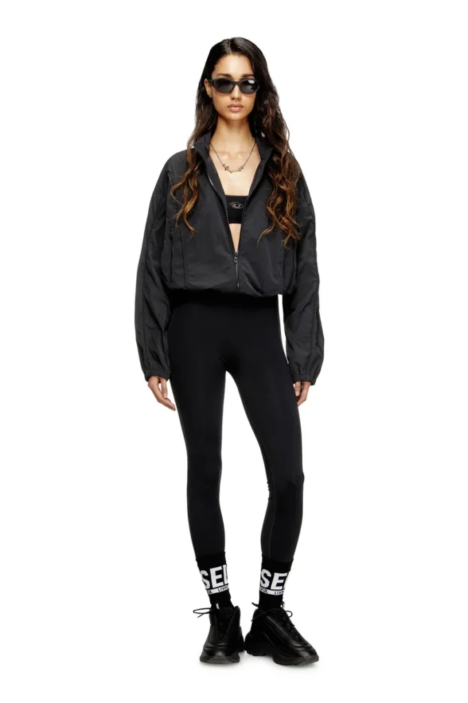 meredith-utlt Nylon leggings with cut-out back Oval D
