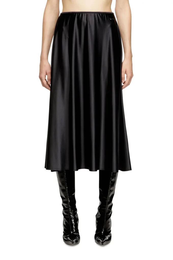 o-mori Midi skirt in flared nylon
