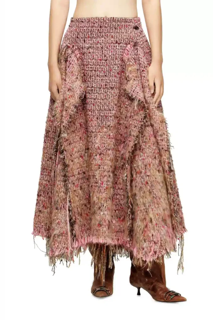 o-riella Brushed bouclé skirt with frayed hem
