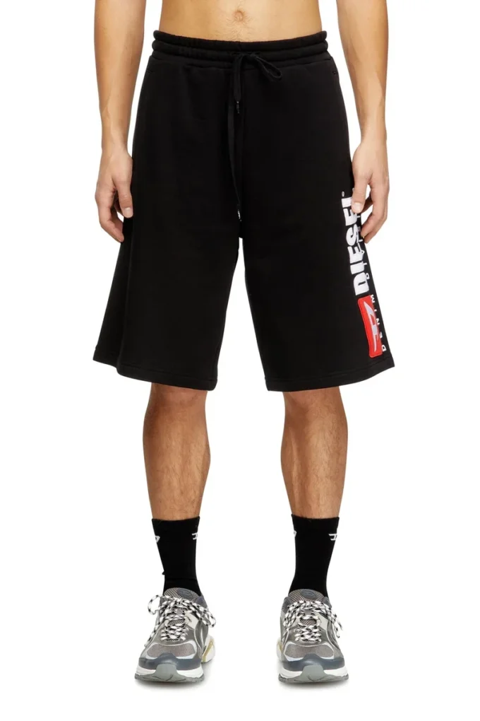 p-crow-div Fleece shorts with maxi logo patch