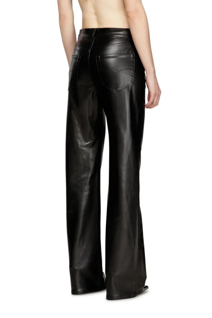 p-lain Five pocket pants in coated fabric