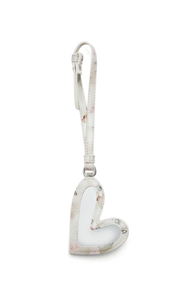 play mirror Heart keychain