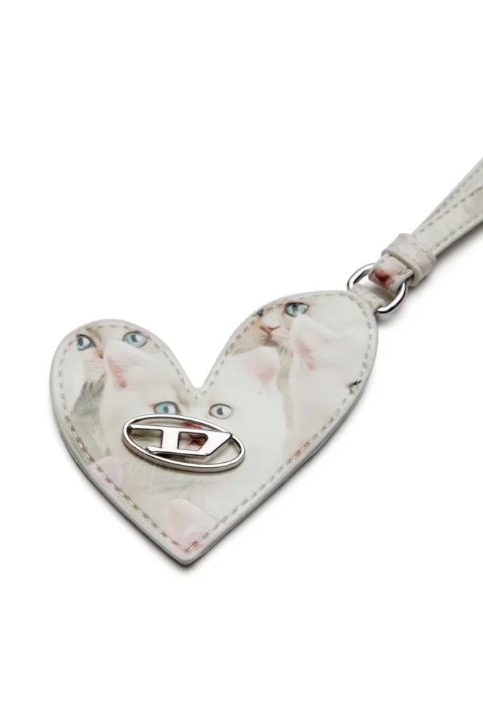 play mirror Heart keychain
