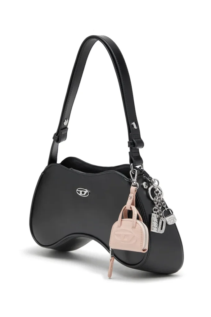 play shoulder Play-Semi gloss leather shoulder bag
