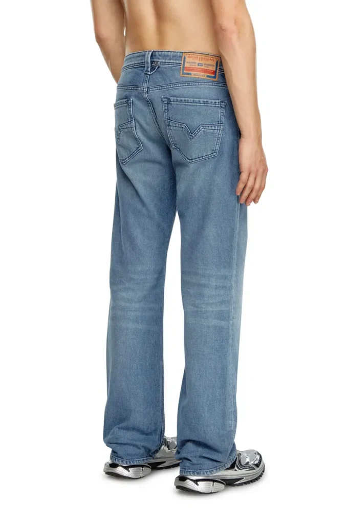 regular jeans 1985 larkee 09h30 Find nearest store