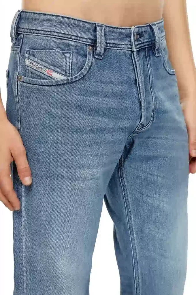 regular jeans 1985 larkee 09h30 Find nearest store