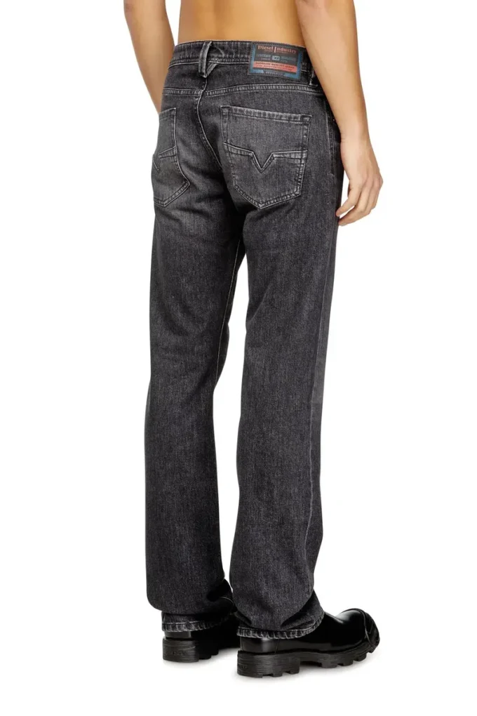 regular jeans 1985 larkee 09n49 Find nearest store
