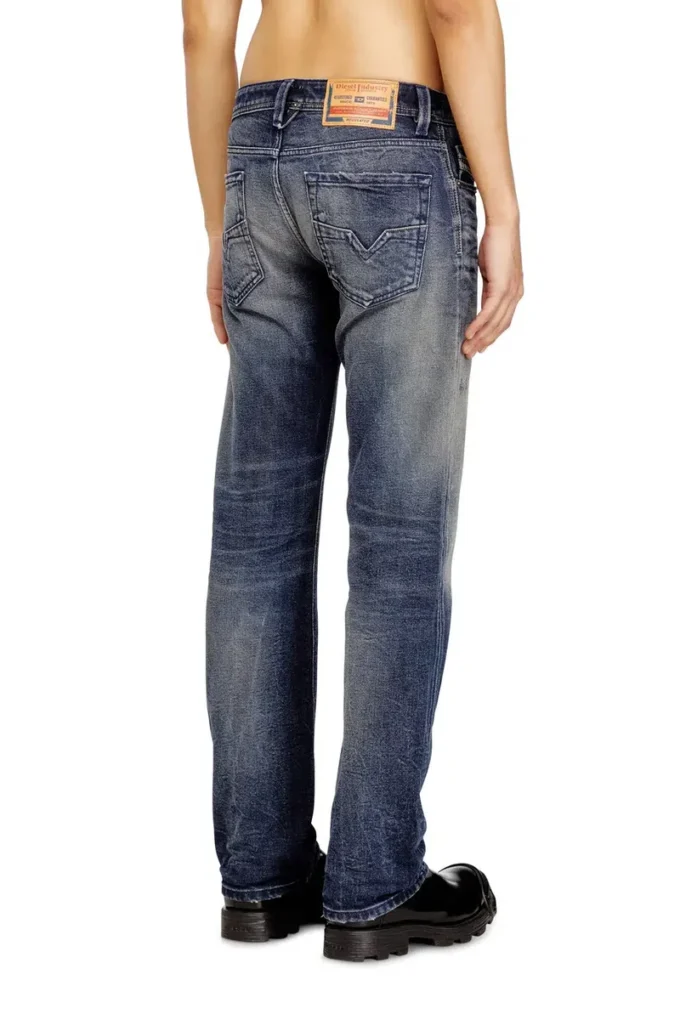 regular jeans 1985 larkee 09n57 Find nearest store