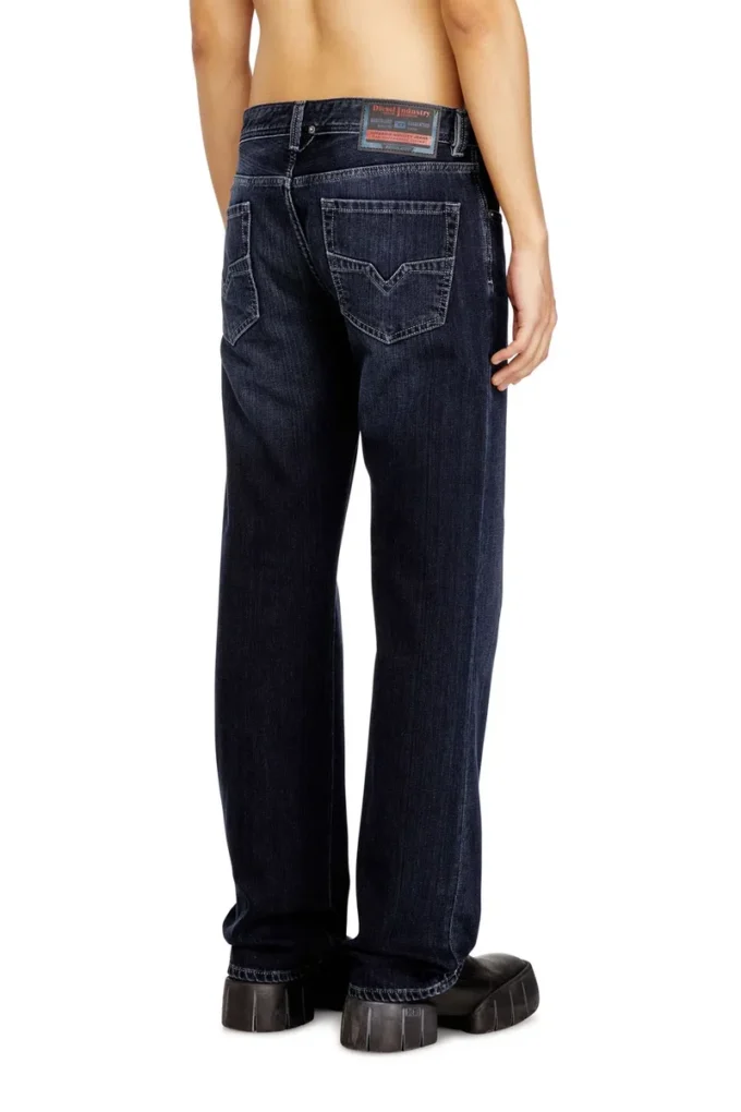 regular jeans 1985 larkee 09q19 Find nearest store