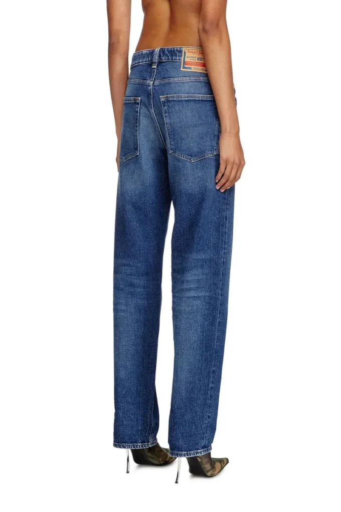 regular jeans 1988 d-ark 09l21 Find nearest store