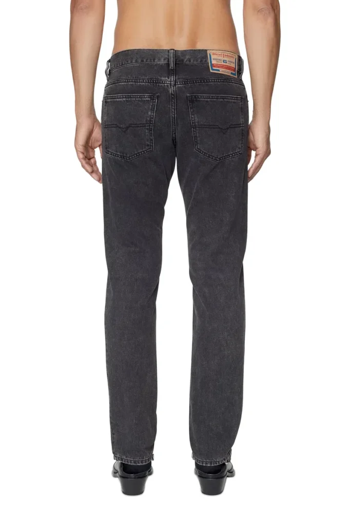 regular jeans 1995 d-sark 09b87 Regular Jeans – 1995