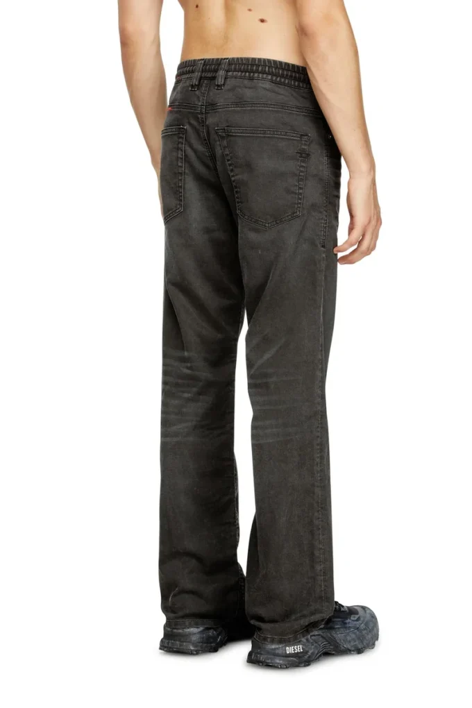 relaxed 2080 d-reel joggjeans&reg; 09j75 Find nearest store