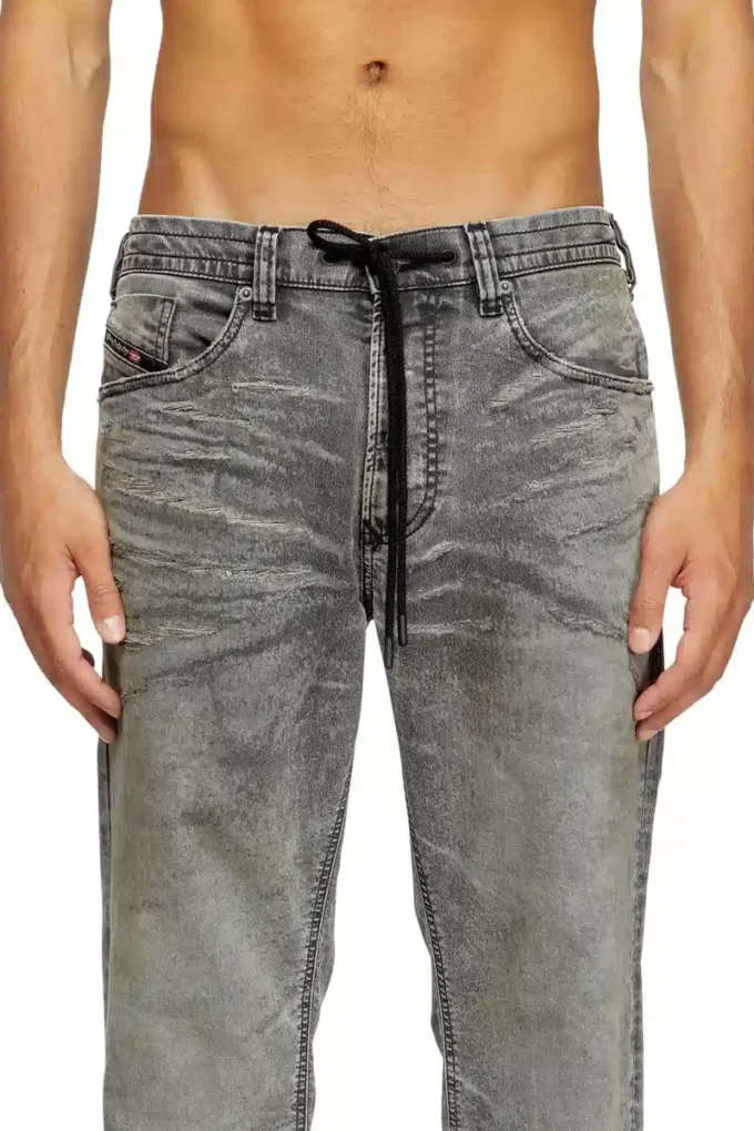 relaxed 2080 d-reel joggjeans&reg; 09m35 Find nearest store