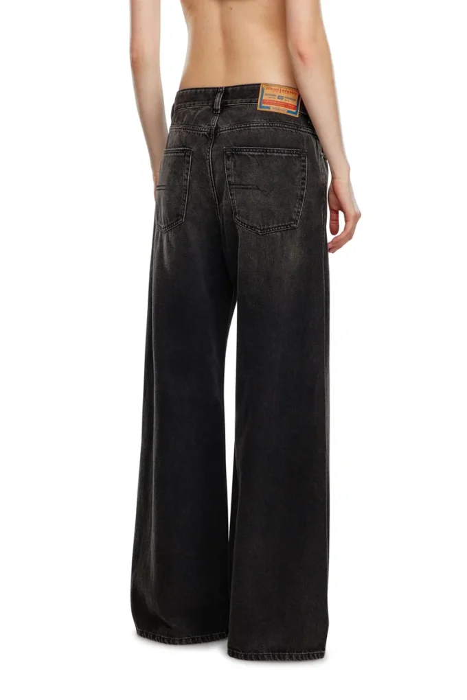 relaxed jeans 1996 d-sire 09j96 Find nearest store