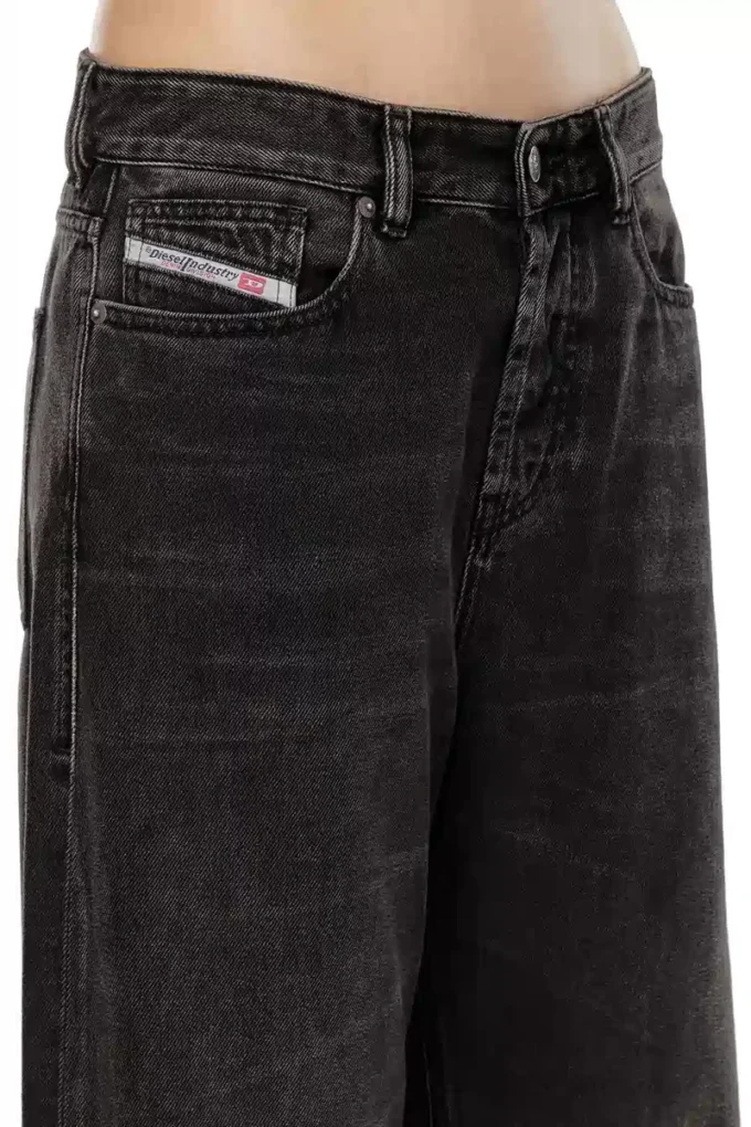 relaxed jeans 1996 d-sire 09j96 Find nearest store