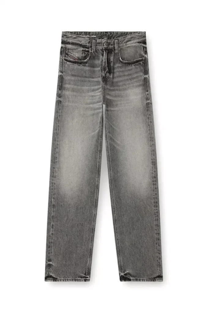 relaxed jeans 2001 d-macro 007aw Find nearest store