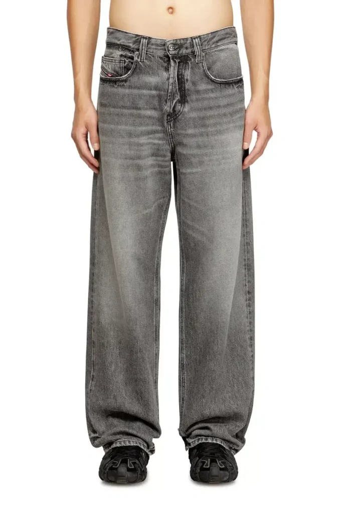 relaxed jeans 2001 d-macro 007aw Find nearest store