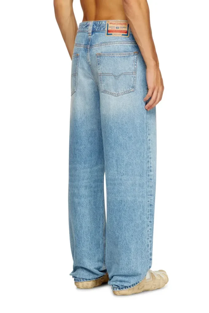 relaxed jeans 2001 d-macro 09i29 Find nearest store