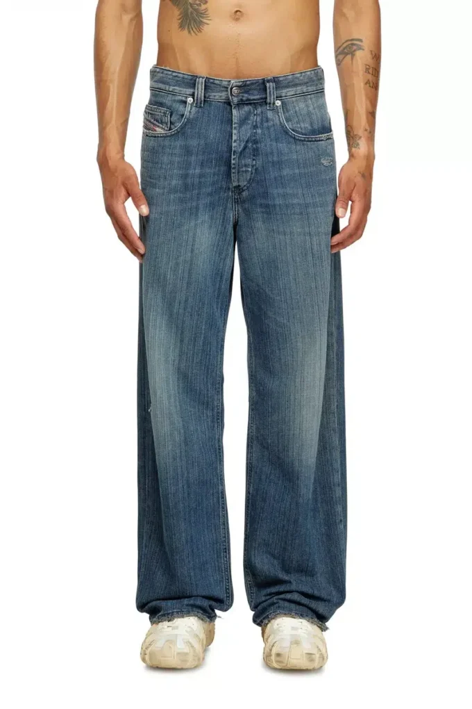 relaxed jeans 2001 d-macro 09m09 Find nearest store