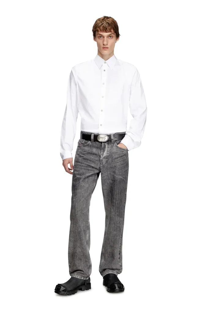 s-fitty-a Formal shirt with logo-embroidered collar