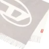 s-tevie Find nearest store