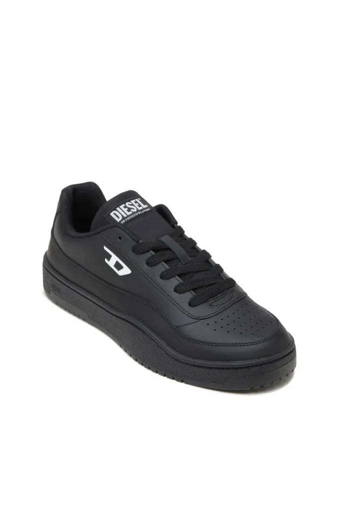 s-tracker-d low Find nearest store