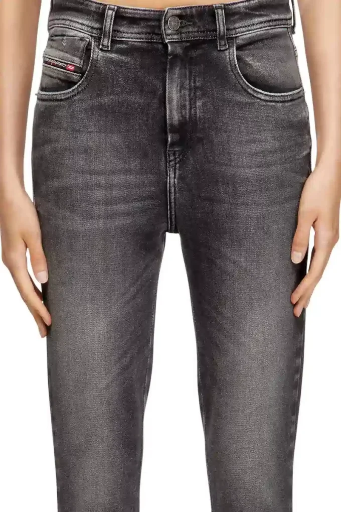 skinny jeans 1984 slandy-high 09l93 Find nearest store
