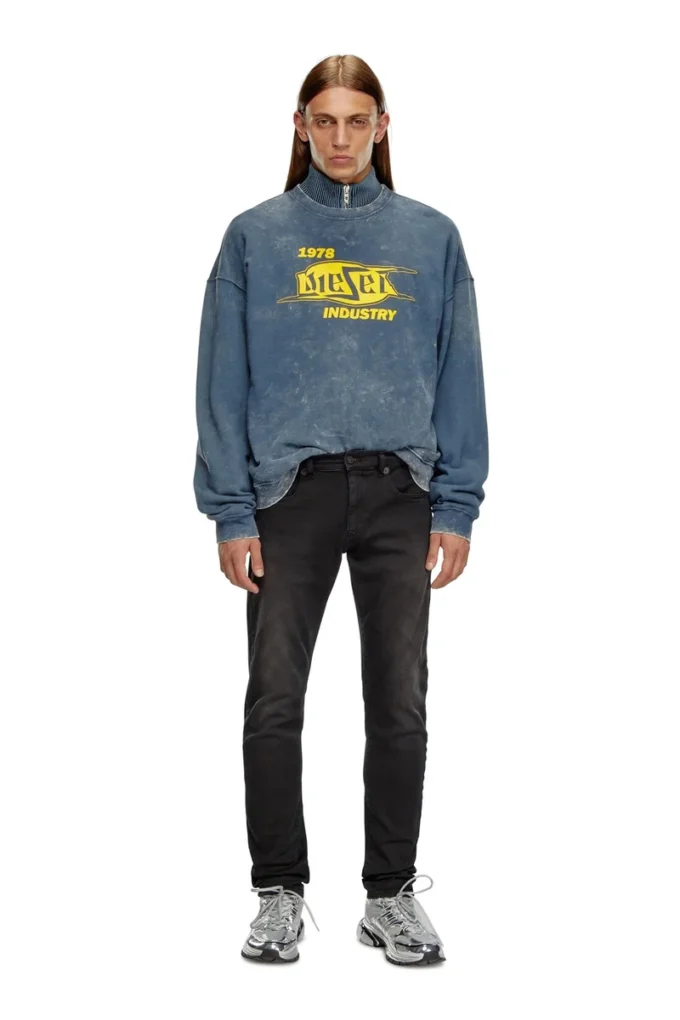 slim 2060 d-strukt joggjeans&reg; 0670m Find nearest store