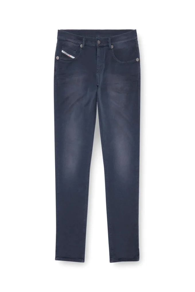 slim 2060 d-strukt joggjeans&reg; 0670m Find nearest store