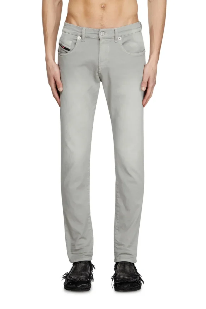 slim 2060 d-strukt joggjeans&reg; 0670m Find nearest store