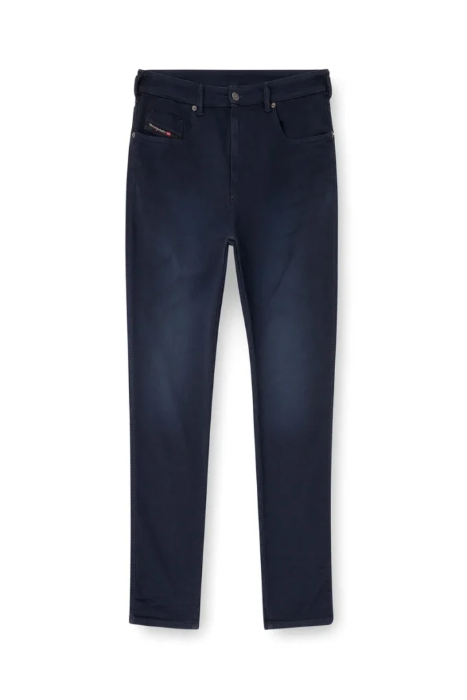 slim 2062 d-strukt joggjeans&reg; 0670m Find nearest store