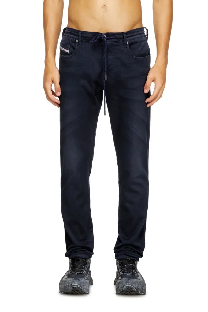 slim 2062 d-strukt joggjeans&reg; 0670m Find nearest store
