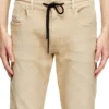 slim 2062 d-strukt joggjeans&reg; 0670m Find nearest store