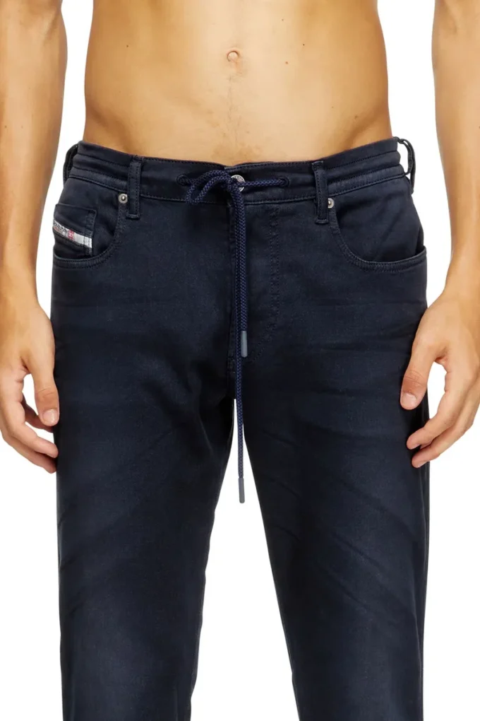 slim 2062 d-strukt joggjeans&reg; 0670m Find nearest store
