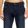 slim 2062 d-strukt joggjeans&reg; 0670m Find nearest store
