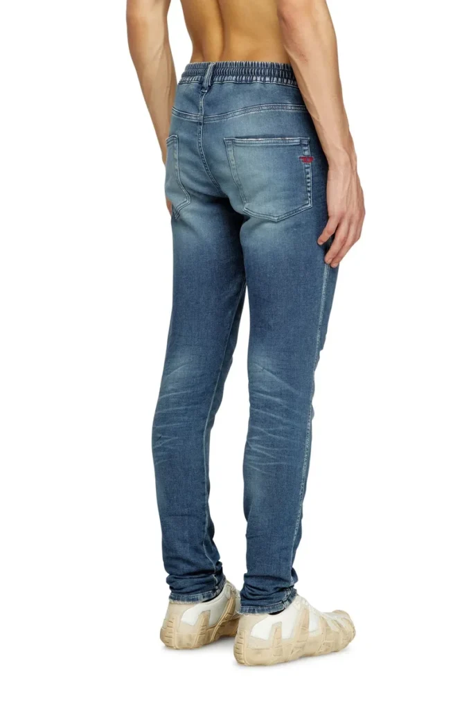 slim 2062 d-strukt joggjeans&reg; 068ry Find nearest store