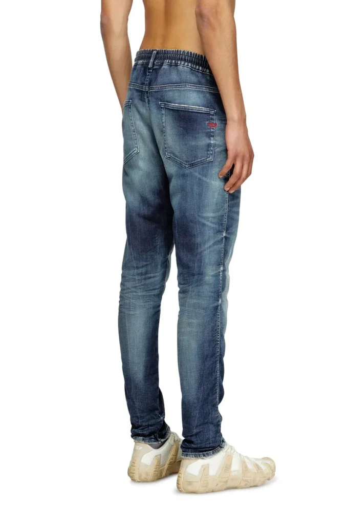 slim 2062 d-strukt joggjeans&reg; 068rz Find nearest store