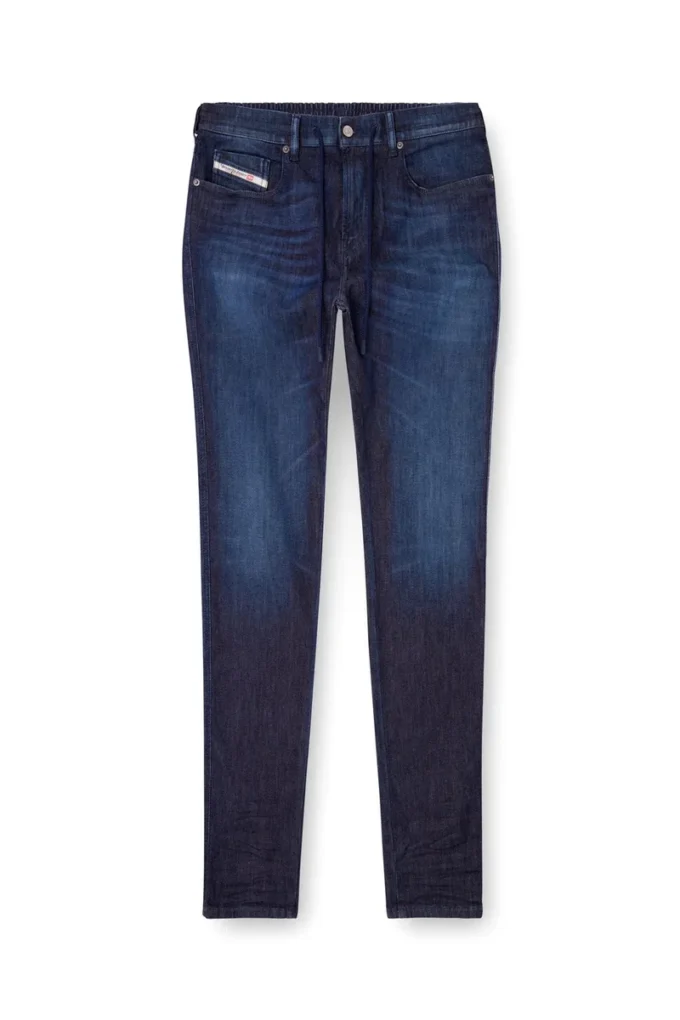 slim 2062 d-strukt joggjeans&reg; 09l11 Find nearest store