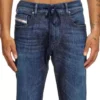 slim 2062 d-strukt joggjeans&reg; 09l11 Find nearest store