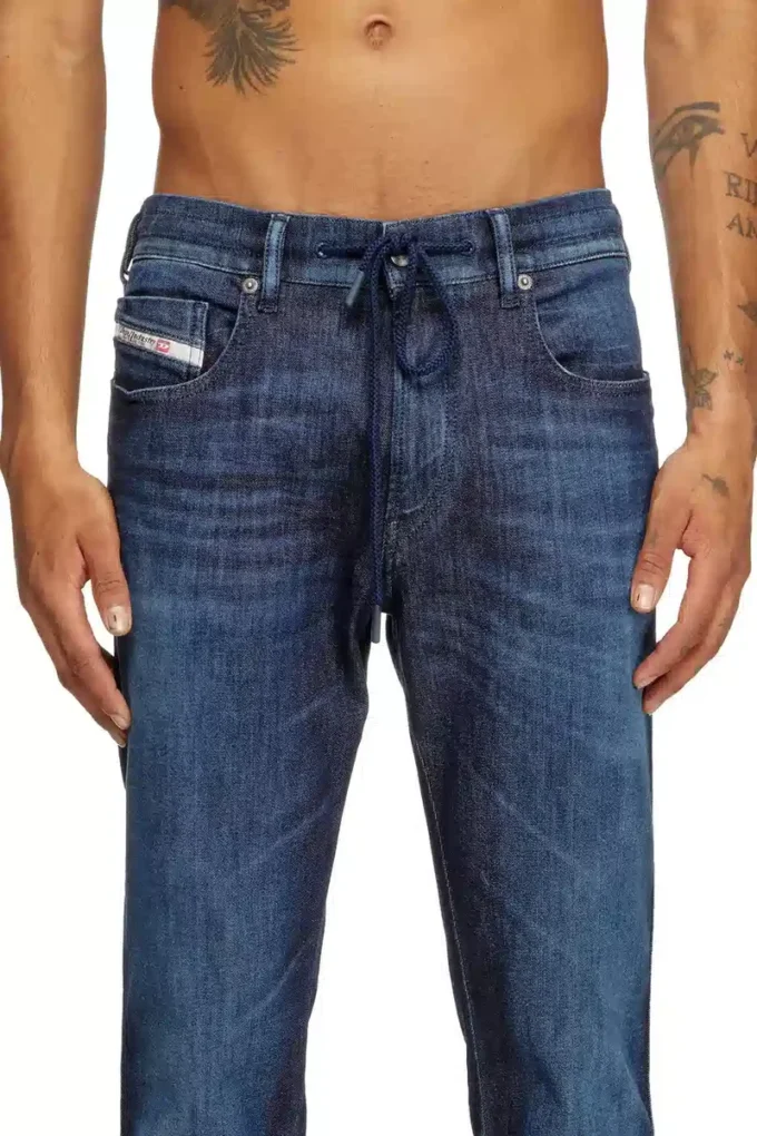 slim 2062 d-strukt joggjeans&reg; 09l11 Find nearest store