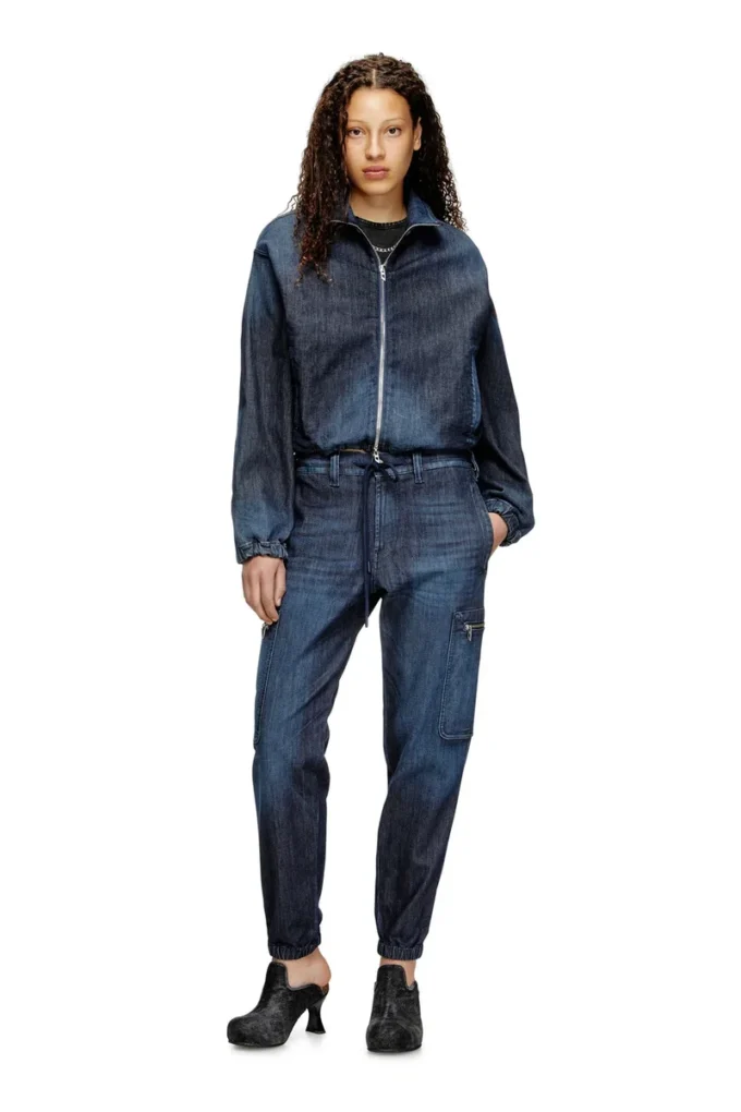 slim d-lab joggjeans&reg; 09l11 Find nearest store
